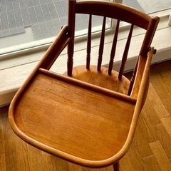★取引中🌺値下げ　週末引き渡し可🌺　ベビーチェア 子供用 折りたたみテーブル付　キッズチェア　1500円☆の画像