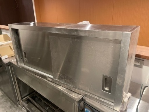 業務用　ステンレス　吊り戸棚　美品　中古　飲食店
