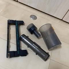 【4/2or4/9取引希望】SHARP コードレス掃除機の画像