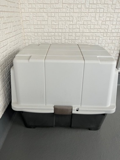 屋外収納ボックス