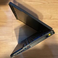 【ジャンク】Thinkpad X60s  X2002台　 純正アダプター2個付の画像