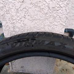 235/35ZR19タイヤ 7〜8分山　1本の画像