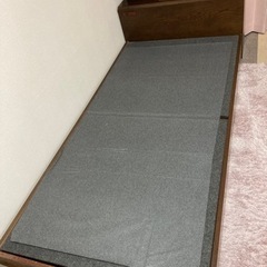 シングルベッド