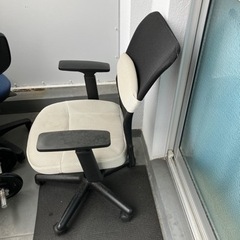 椅子の画像