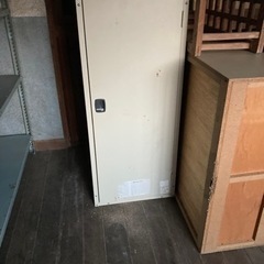 アルインコ　お米の保存庫？