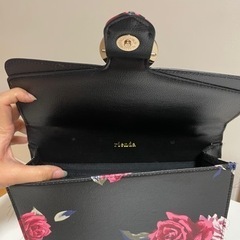 rienda ショルダーバッグの画像