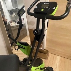 ⭐︎美品・マット付き⭐︎ HAIGE エアロバイク　フィットネスバイクの画像