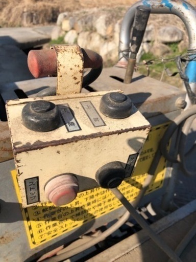 昇降機　果樹作業用