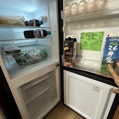 IRISOHYAMA 142Lノンフロン冷凍冷蔵庫2021年製の画像