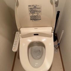 TOSHIBA 温水洗净便座　消毒してから販売しますご安心してください