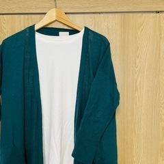 新品 試着のみ カーディガン 緑