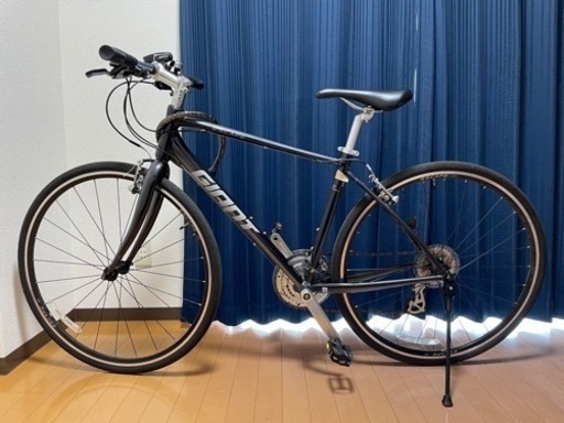 クロスバイクジャイアントエスケープR3 ブラックトーン