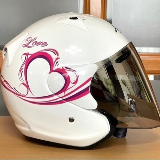 お取引き終了^ ^美品　オリジナルピンスト付き♡アライヘルメット