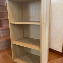 3段のカラーボックス