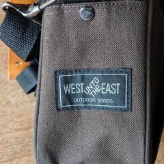 コゲ茶の布製バッグの画像