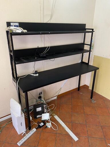 【美品】オフィスワークに！１人～２人用、可動式棚付きデスク