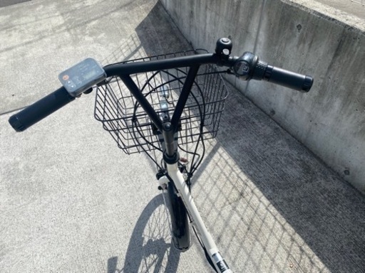 ルイガノ 2019購入 20インチ 電動自転車 13.2Ah 長押し5点灯 ホワイト 中古 自転車