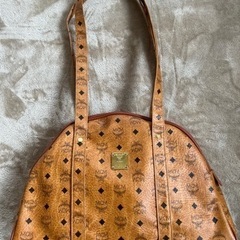 MCM ビッグショルダー