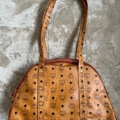 MCM ビッグショルダーの画像