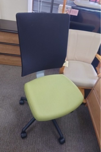 オフィス椅子　中古　緑