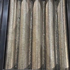 ゴミ圧縮機のMIG溶接の画像