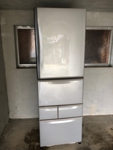 東芝 冷蔵庫 427L 5ドア  GR-D43N