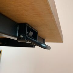 中古 ニトリ 昇降ダイニングテーブルの画像