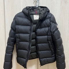 モンクレール　ダウンジャケット