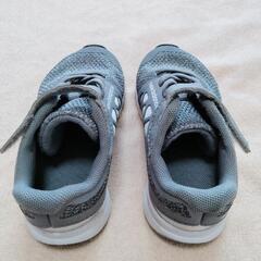 クリーニング済  美品ニューバランス14.5㌢  即日お取引可の画像