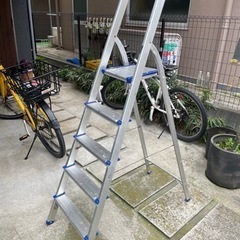 脚立