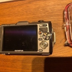 TG-1とPT-052のセット。ダイビングカメラの画像