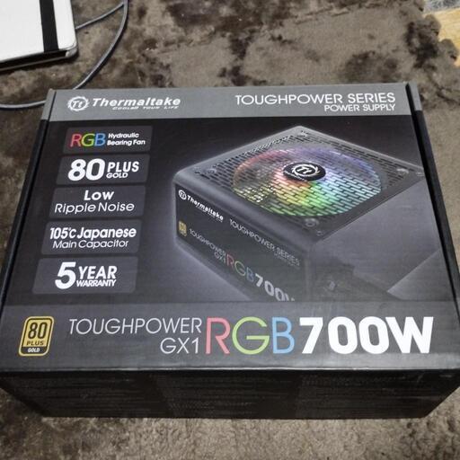 700Wメーカー、Thermaltake