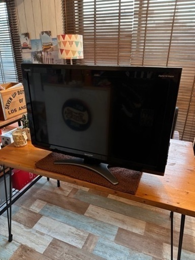 SHARP   AQUOS     2010年製
