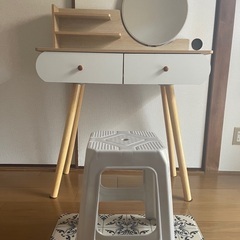 また　新しい　化粧台