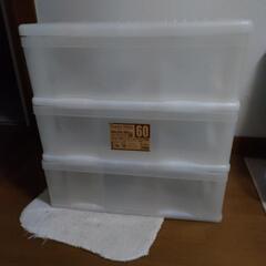 値下げします！3段プラスチック　ケース