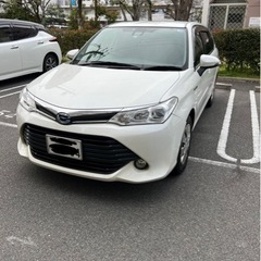 トヨタ　カローラフィルダー　平成27年式