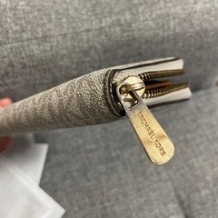 マイケルコース長財布の画像