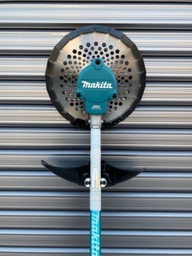 取引き終了　　マキタ　草刈り機  (未使用)