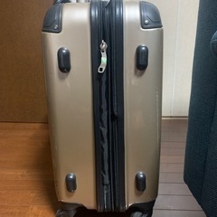スーツケースの画像