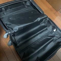 スーツケースの画像