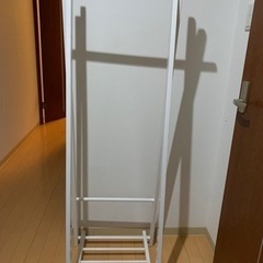 ハンガーラック　木製　ホワイトの画像