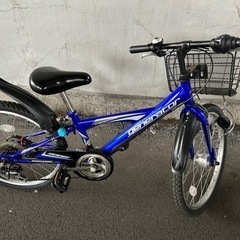 子供自転車　ジェネレータ　22インチ　ブルー