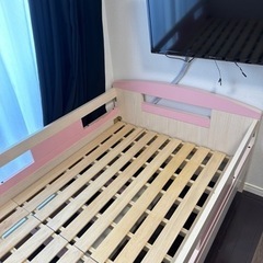 引渡し決定　シングルベッド 子供用ベッド 宮付き フレームのみ　同じ物2台あります 双子 年子 姉妹の画像