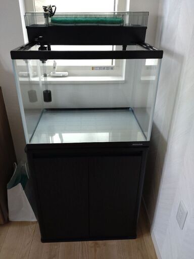 60㎝ワイド水槽（60×45×45）フィルター、台のセット。