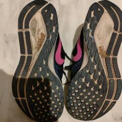 【引取先決定】ナイキ　ランニングスニーカー　24センチの画像