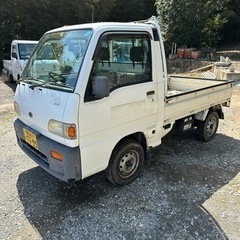 軽トラ　サンバーの画像