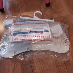 子供用品・ベビー・豆椅子・専用テーブル付の画像