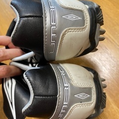 UMBRO フットサル サッカー シューズ　23.5 黒の画像