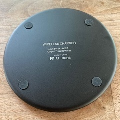 ワイヤレス充電器の画像