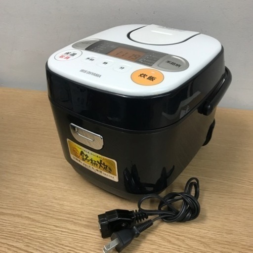 O2303-1101 アイリスオーヤマ ジャー炊飯器 RC-MA30-B 0.54L ブラック 2017年製 動作確認済 汚れ、キズ有 現状お渡し